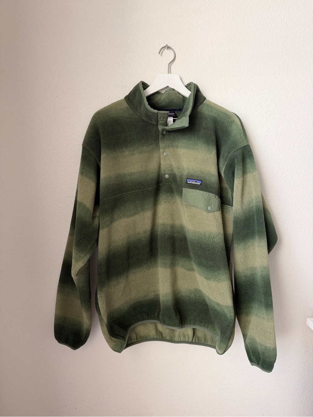 Patagonia Men’s Green Stripe Synchilla Fleece Pullover